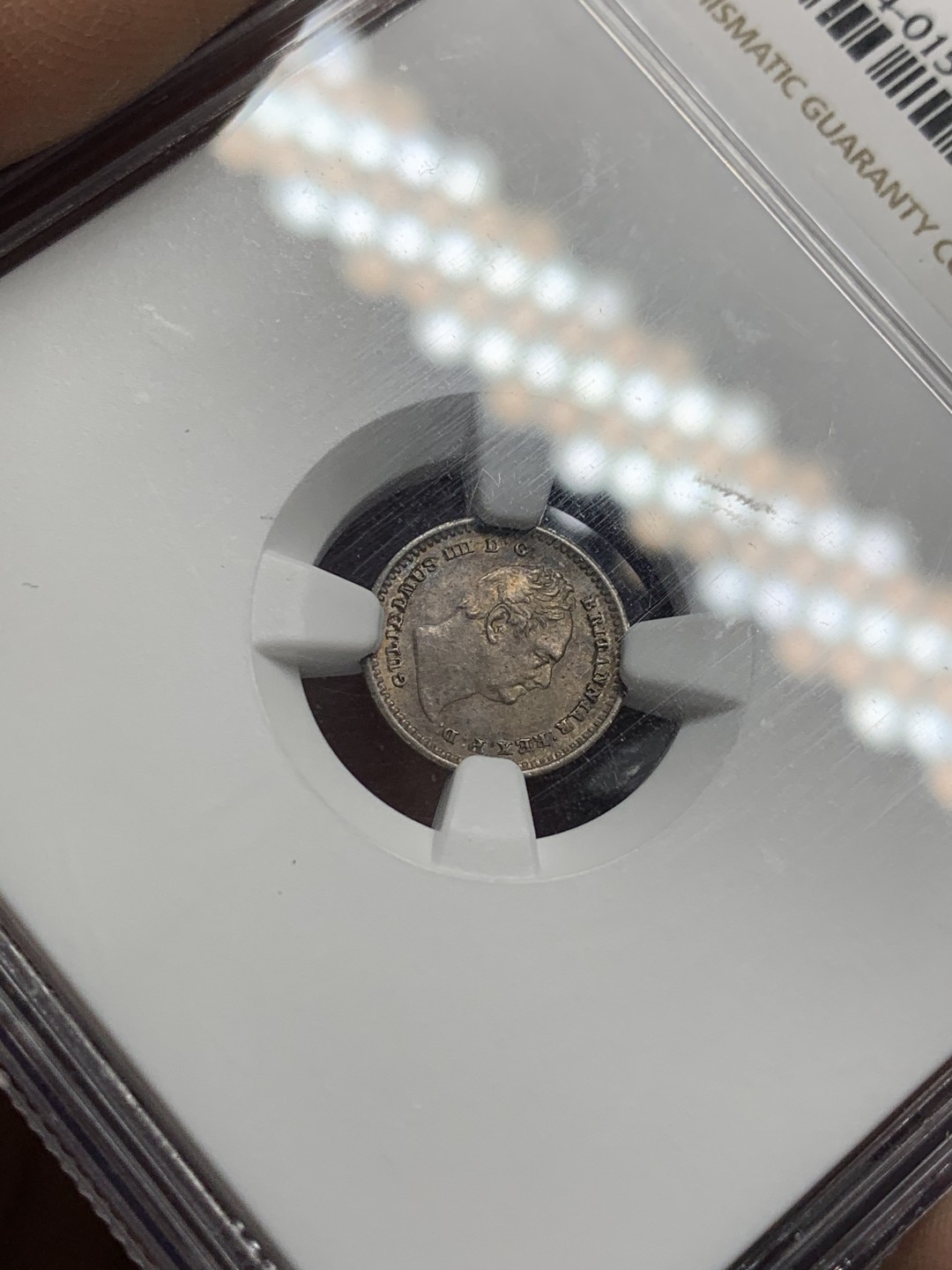 《竞宝斋》第123场-周日，周一 ，2场连拍（全场包邮） NGC-MS62 1834年 英国威廉四世1.5便士银币，老五彩包浆，色泽靓丽。本土为殖民地设计的特殊面值，实际流通于牙买加和锡兰