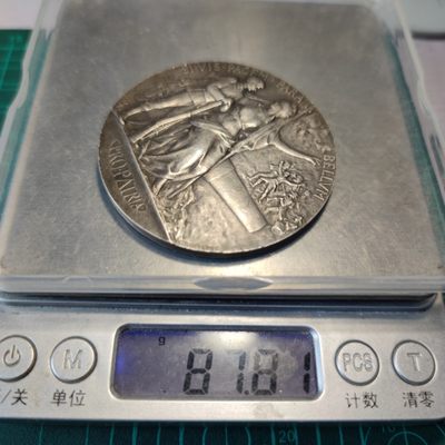 年末清仓 顺丰包邮 法国1911玛丽安娜大银章 巴黎造币厂2A银，边缘一些小磕碰