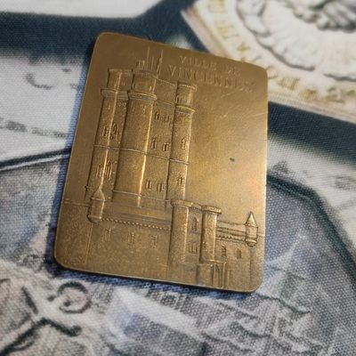 年末清仓 顺丰包邮 欧洲艺术麦朵尔法国文森城堡铜章1913