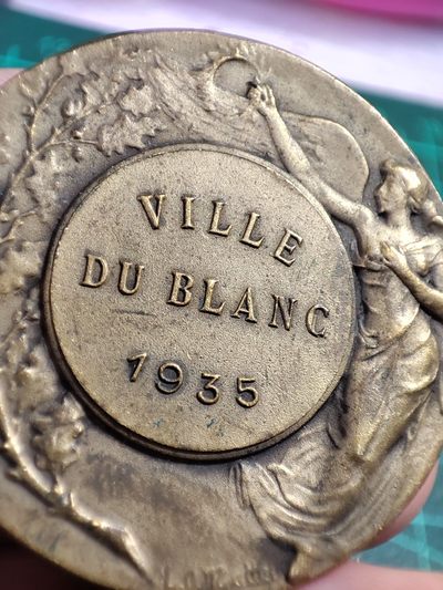 年末清仓 顺丰包邮 法国1935家禽养殖业小铜章