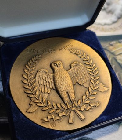 年末清仓 顺丰包邮 芬兰赫尔辛基大学纪念大铜章 原盒1993