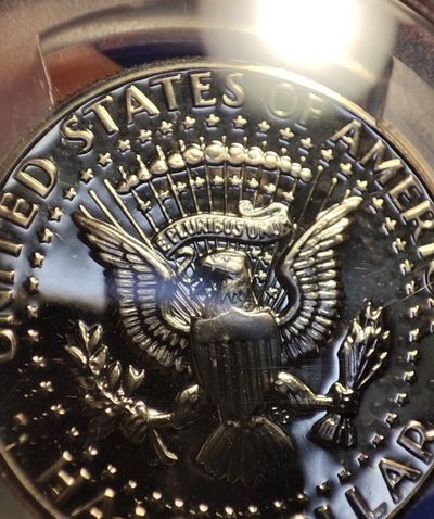 年末清仓 顺丰包邮 精制肯尼迪1972半美