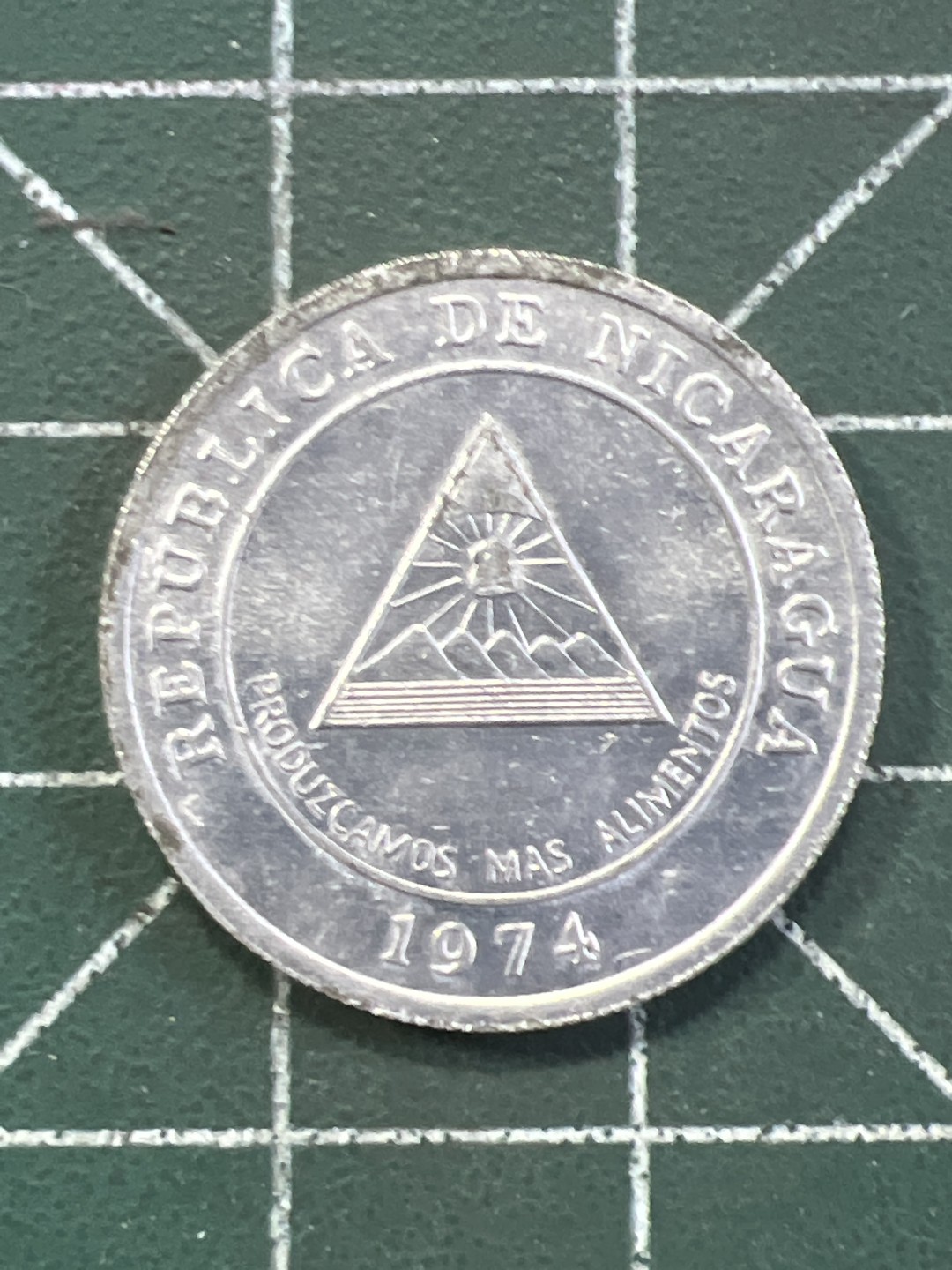 泡泡堂外币捡漏场第五期（无押金，无佣金，捡漏，全场20包邮，偏远地区除外） 尼加拉瓜74年五分。