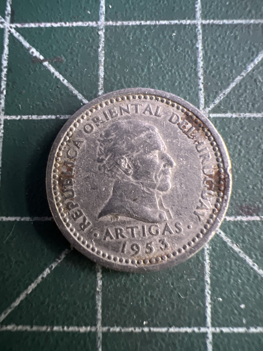 泡泡堂外币捡漏场第四期（无押金，无佣金，捡漏，全场20包邮，偏远地区除外） 乌拉圭53年二分。