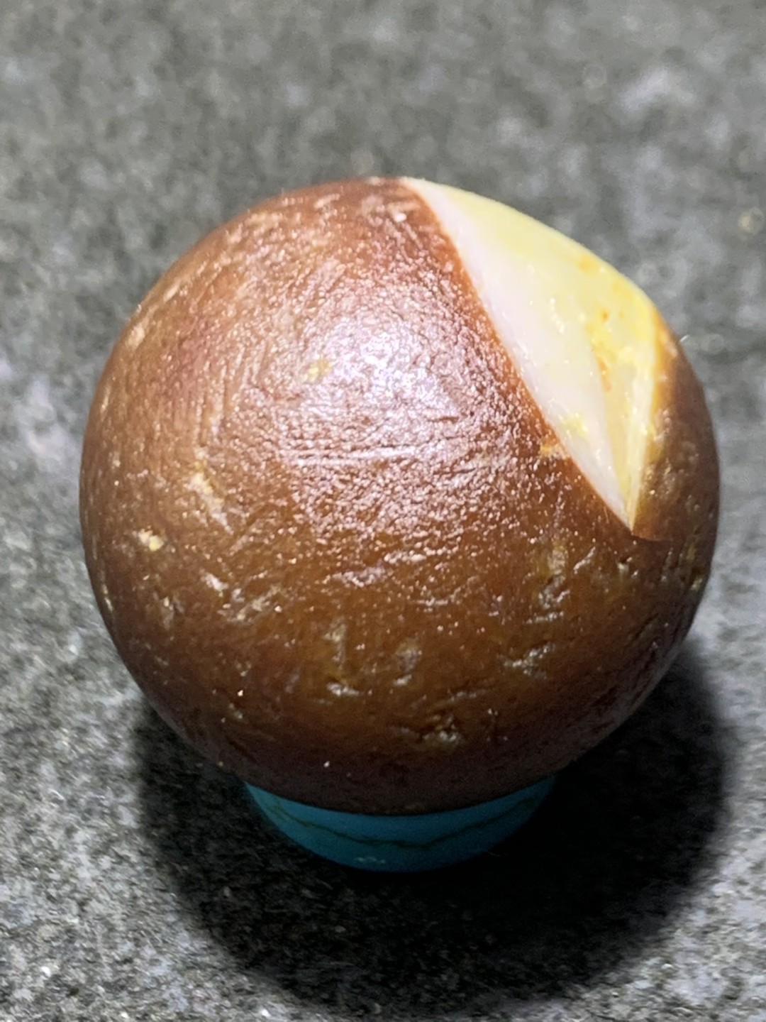 精美高玉化风化纹玛瑙随形圆珠一颗，