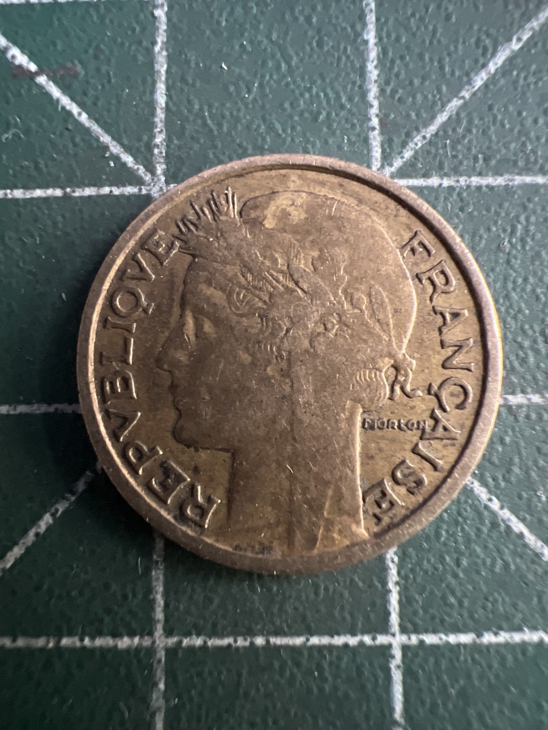 泡泡堂外币捡漏场第四期（无押金，无佣金，捡漏，全场20包邮，偏远地区除外） 法国50分。