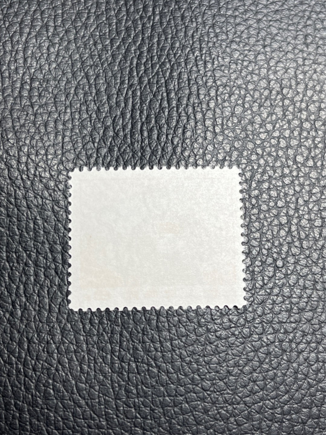洪涛臻品批发群  精选邮票限时拍卖第一百一十七期 ★组外品★普无号 11.5°细齿 工人裸票，普通票下边16个齿，细齿组外品19个齿，存世量少，全品可评级，喜欢不要错过