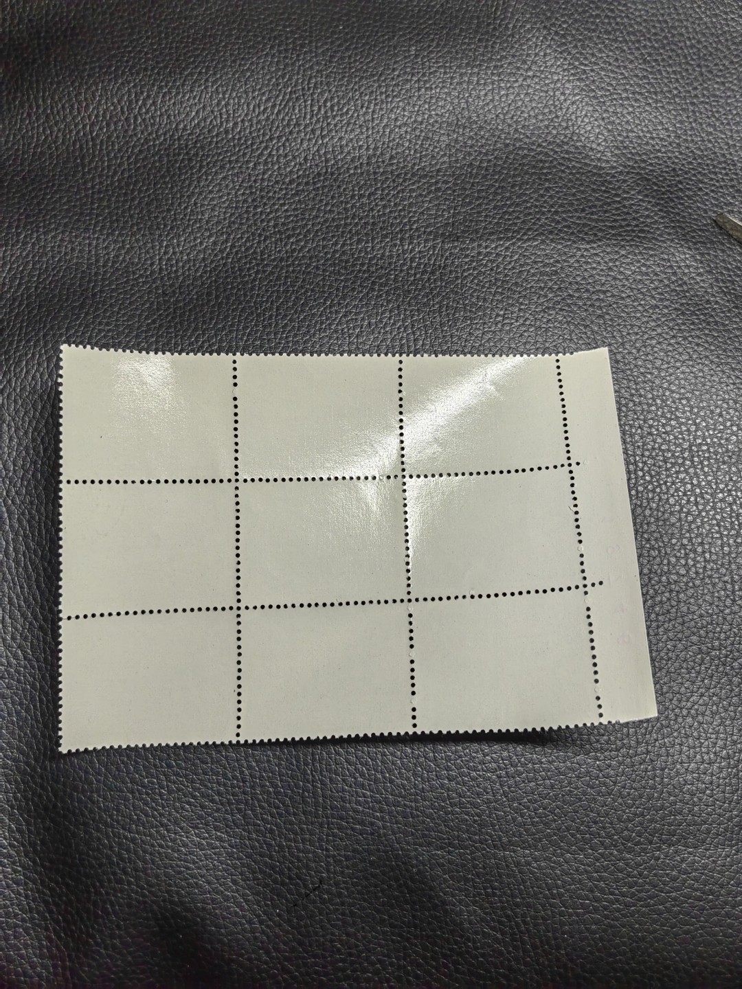 洪涛臻品批发群  精选邮票限时拍卖第一百二十期 热门品种，特73井冈山  盖销  8-40数字+厂名  9连一组  ，白胶润到流油。老纪特三俗稀缺，经典热门票，版撕全品嘎嘎绝，撕口新，适合收藏，喜欢不要错过，全品可评级