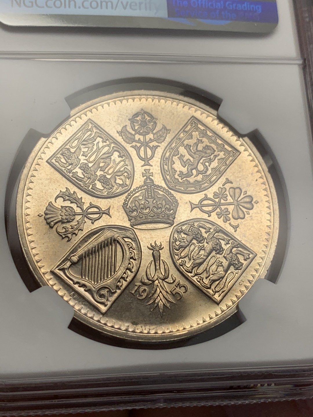 《竞宝斋》第125场-周日，周一 ，2场连拍（全场包邮） NGC-PF63 1953年伊丽莎白二世首年加冕克朗，热门品种