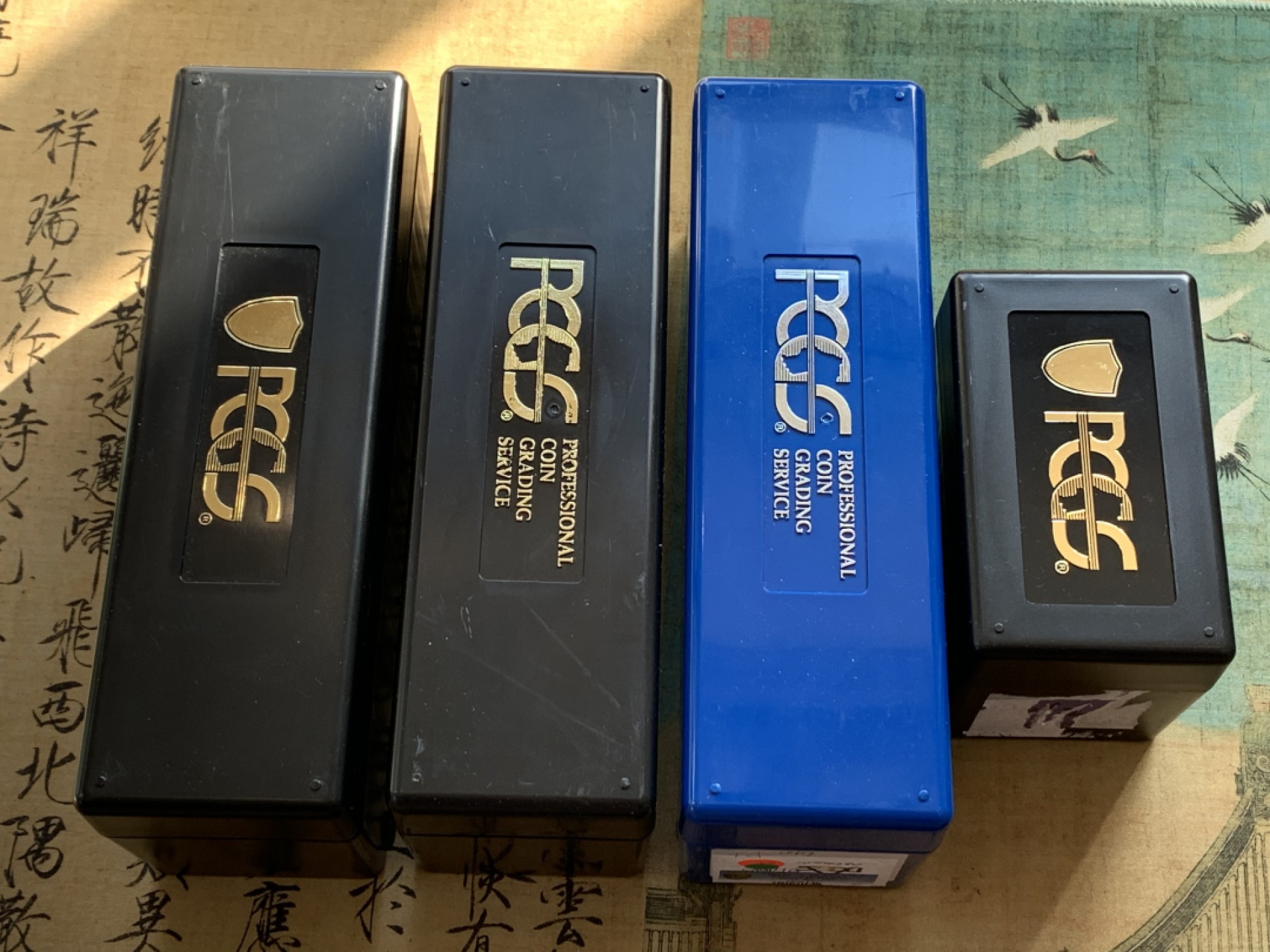 《竞宝斋》第125场-周日，周一 ，2场连拍（全场包邮） PCGS 盒子 4个一组，3个20枚盒，一个10枚盒  状态都挺好得 细节见图
