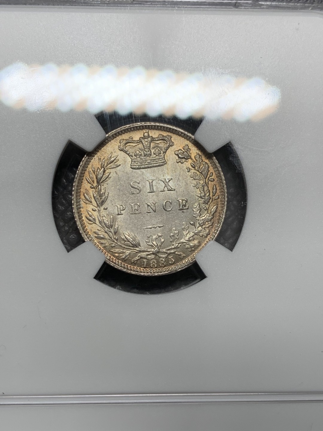 《竞宝斋》第125场-周日，周一 ，2场连拍（全场包邮） NGC MS64 英国 1885年 维多利亚女王 年轻头像 SIX版 6便士银币 深彩包浆 细节极好