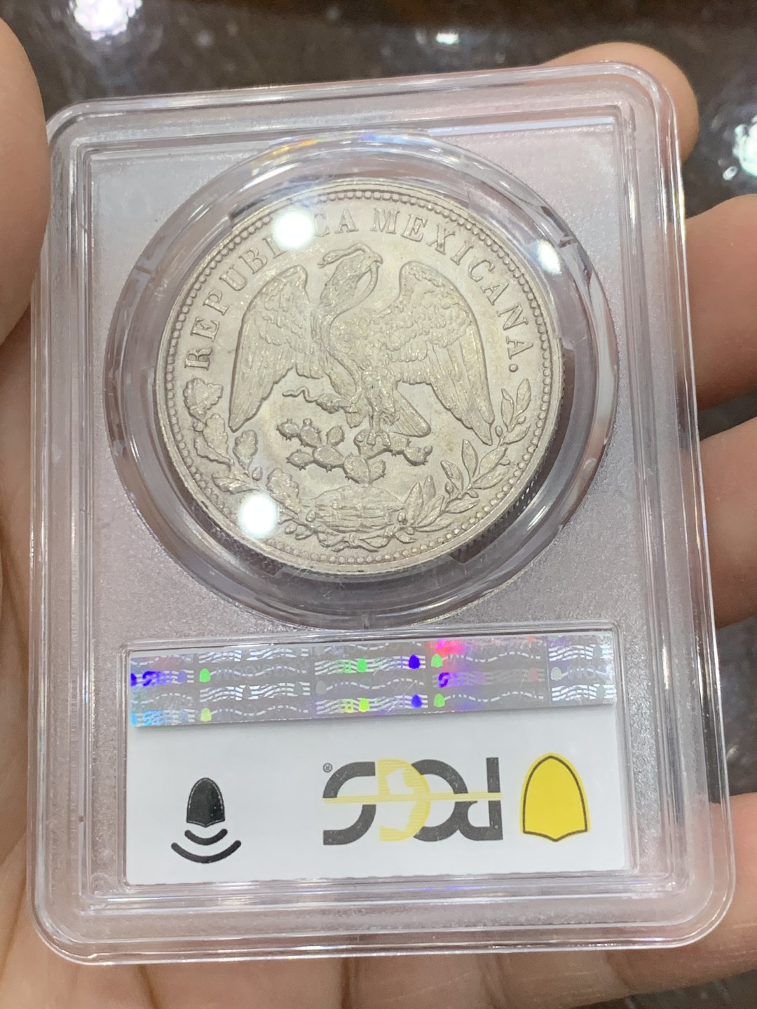 《竞宝斋》第125场-周日，周一 ，2场连拍（全场包邮） PCGS MS63 墨西哥 1898年 直边鹰洋 大银币 状态好 转光明显（资料显示该版本为1949年铸造）