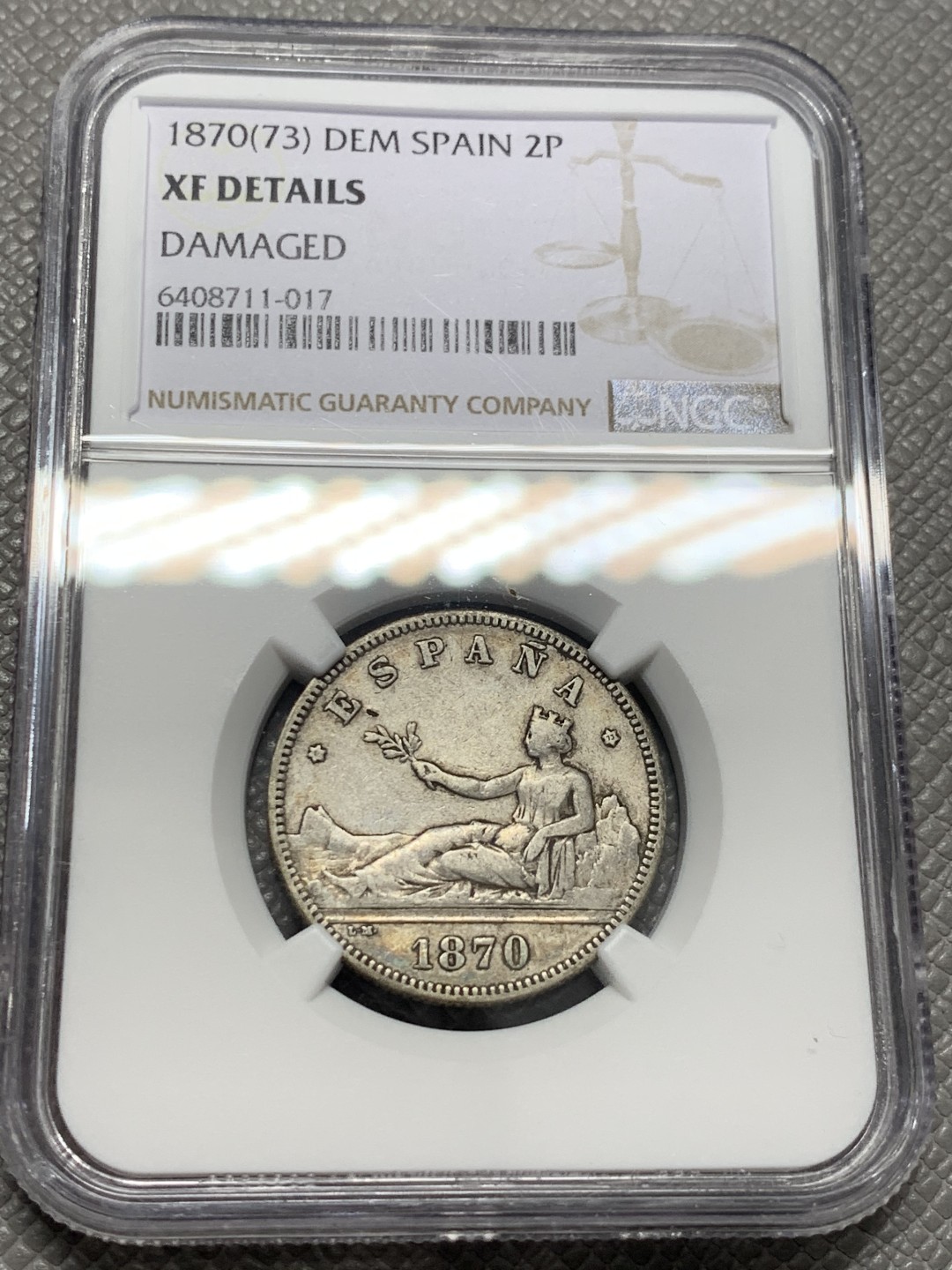《竞宝斋》第125场-周日，周一 ，2场连拍（全场包邮） NGC-XF 西班牙1870年 坐人双柱 2比塞塔银币 原味好品