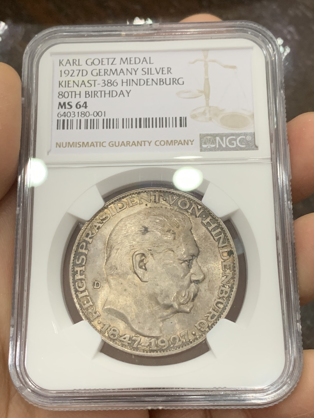《竞宝斋》第125场-周日，周一 ，2场连拍（全场包邮） NGC-MS64 德国 1927年 兴登堡五马克形制银章 原味转光，雕刻大师卡尔哥茨作品，兴登堡章牌的入门品种