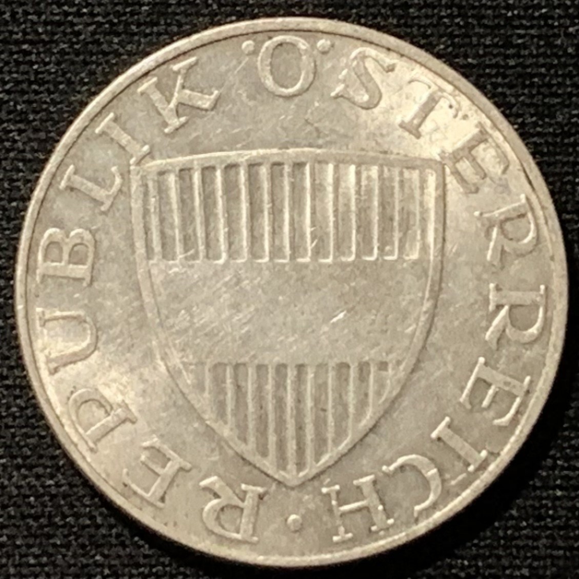 紫瑗钱币——第249期拍卖 奥地利 1977年 女神 10先令 7.5克 0.64银 UNC