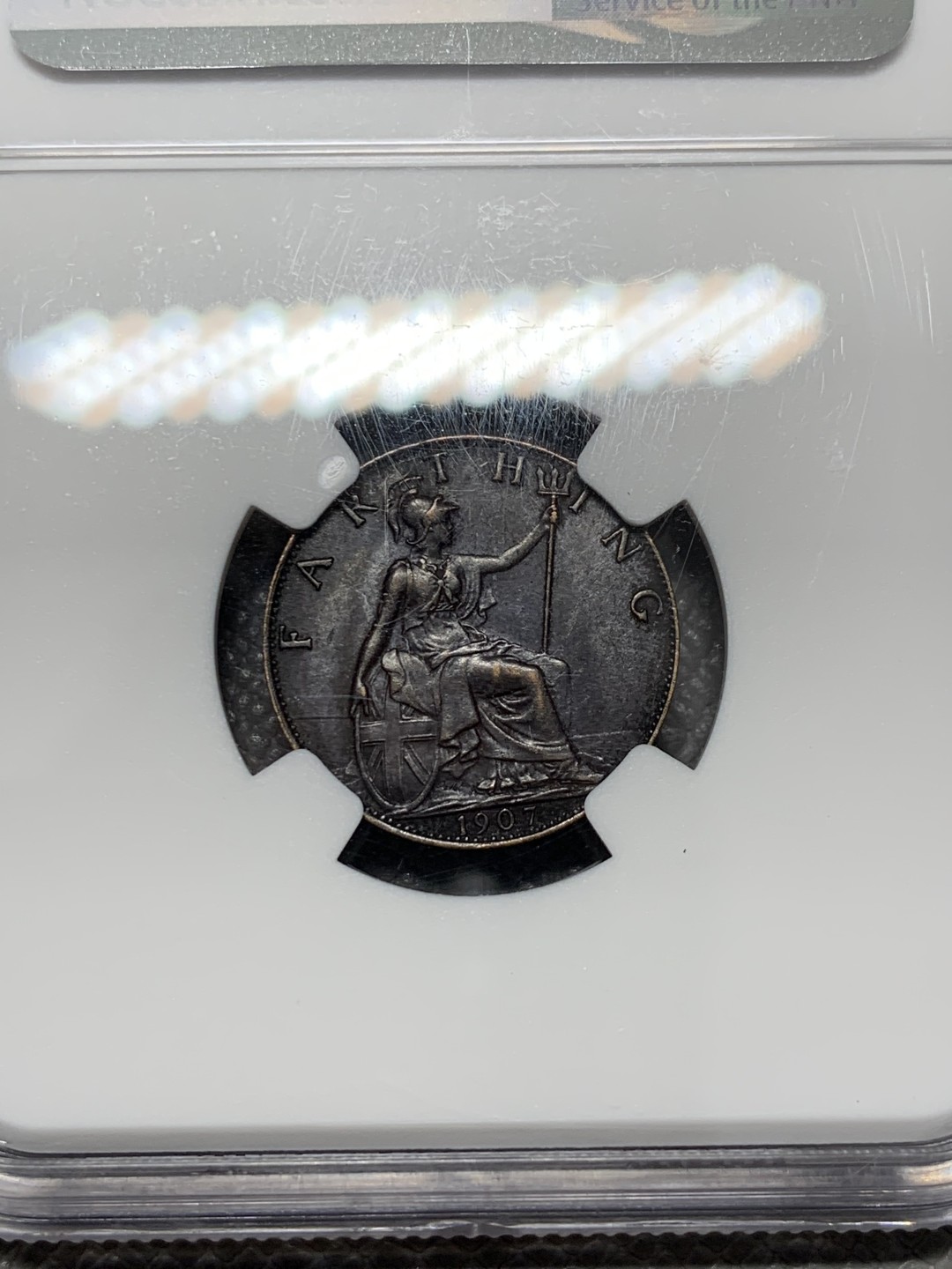 《竞宝斋》第125场-周日，周一 ，2场连拍（全场包邮） NGC-MS64BN  英国 爱七 1907  1法新  铸造厂黑化