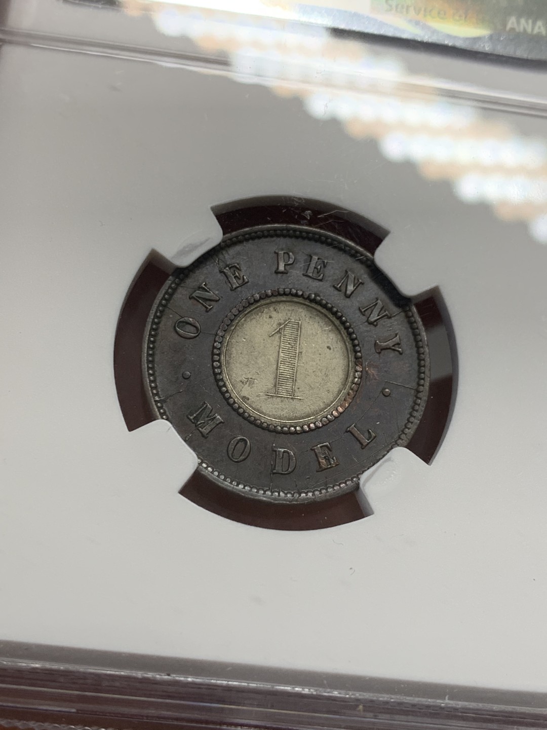 《竞宝斋》第125场-周日，周一 ，2场连拍（全场包邮） NGC UNC  英国 1844年 双色便士  细节很不错 巧克力包浆