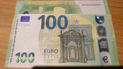 即日起至节前拍卖800以上全部本店贴钱发顺丰避免严重延误【世界钱币收藏】精选微拍第52期 暨2022年第九期 含部分经典高分评级币 2019年100欧 四签 绝品无47号码（拍卖的是一张）