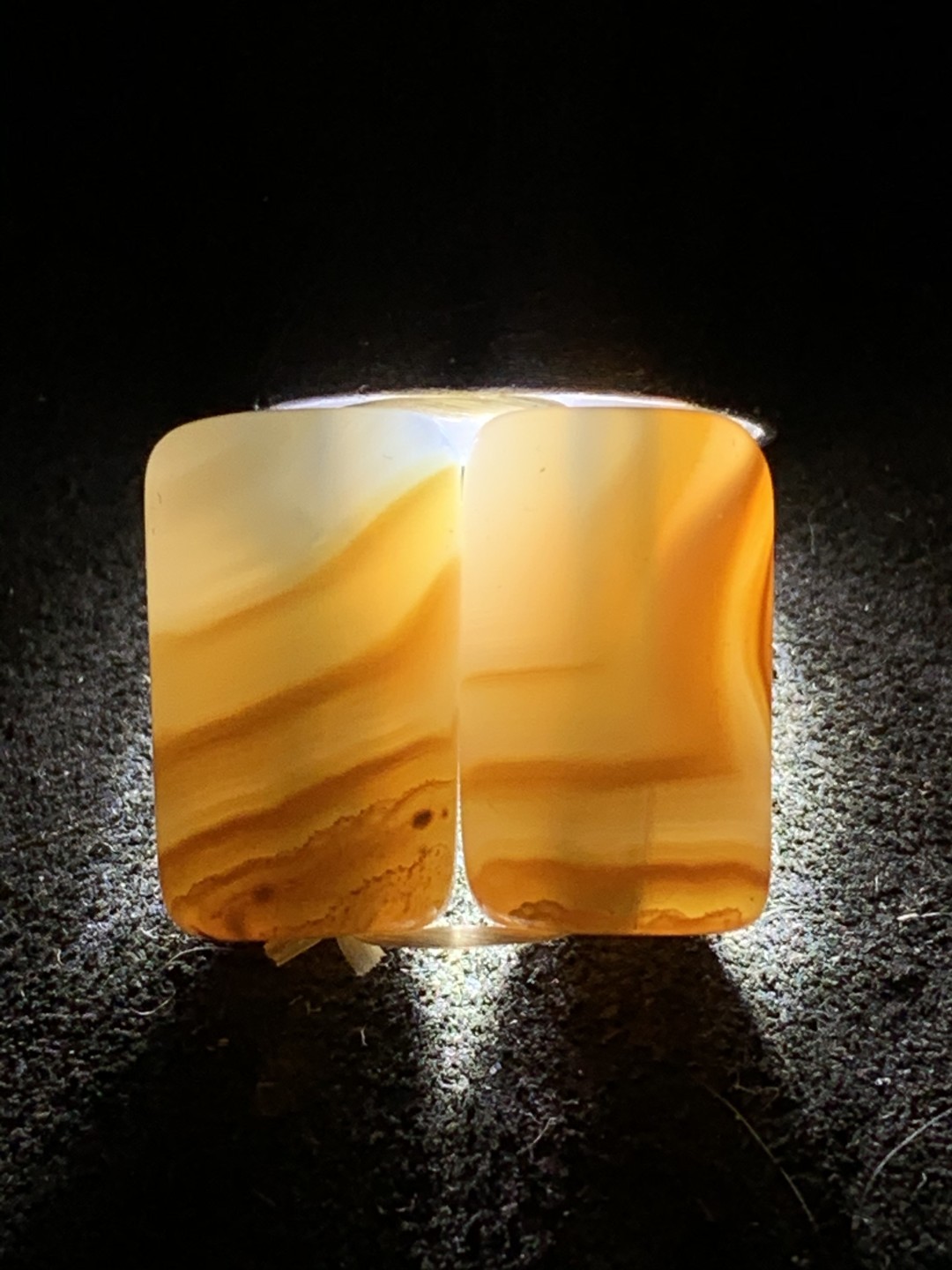 通货天然巴西缠丝玛瑙高玉化形桶珠一对，