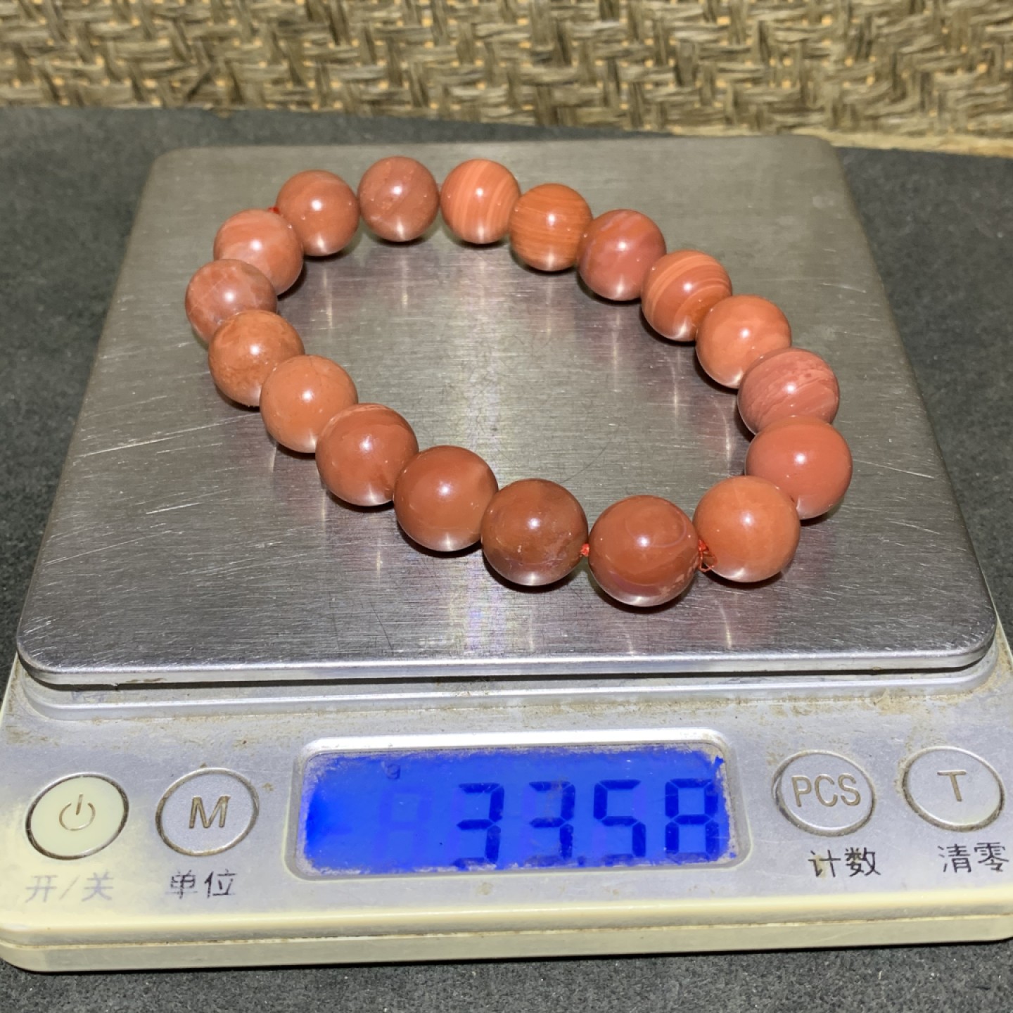 川料南红玛瑙单圈手串一条