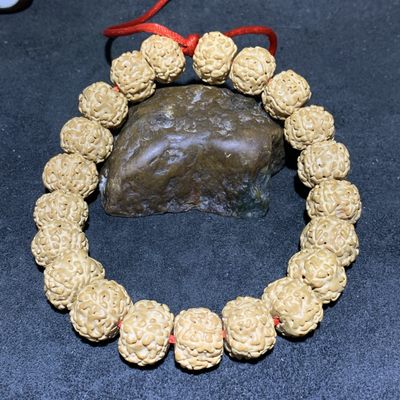 精美勿里达藏式巨无霸麒麟王金刚菩提手串一条 - 精美勿里达藏式巨无霸麒麟王金刚菩提手串一条