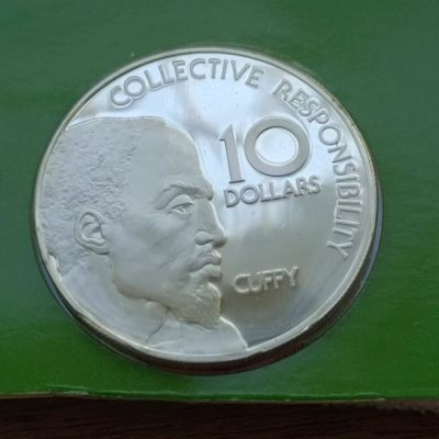 【淘币小摊】第五十一拍 银币套币场  满百包邮 - 圭亚那1976年10元精制大银币
