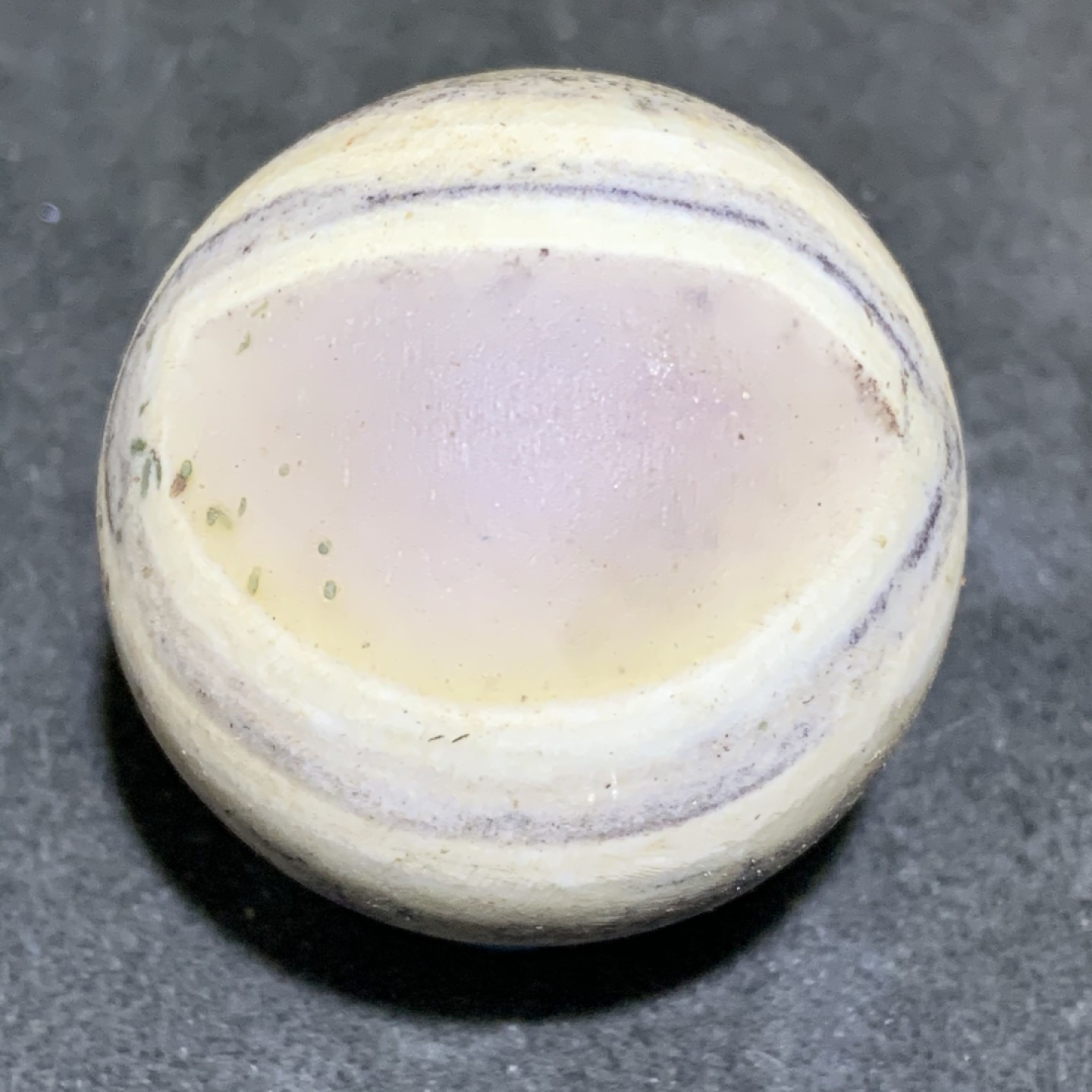 精美亚光冰飘战国红玛瑙大圆球一颗！