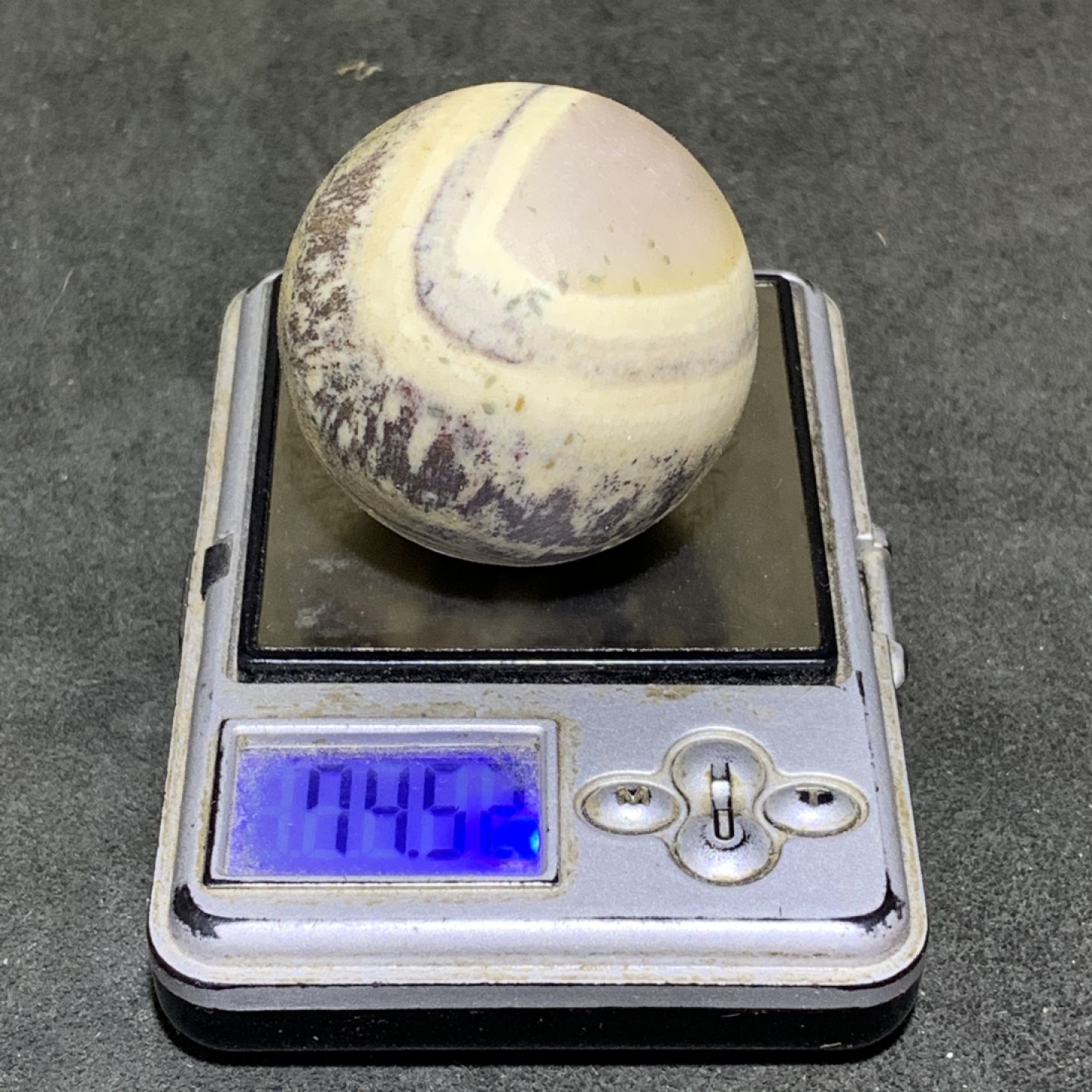 精美亚光冰飘战国红玛瑙大圆球一颗！