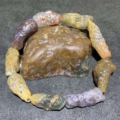 精美阿拉善管状筋脉石原石手串一条， 精美阿拉善管状筋脉石原石手串一条，