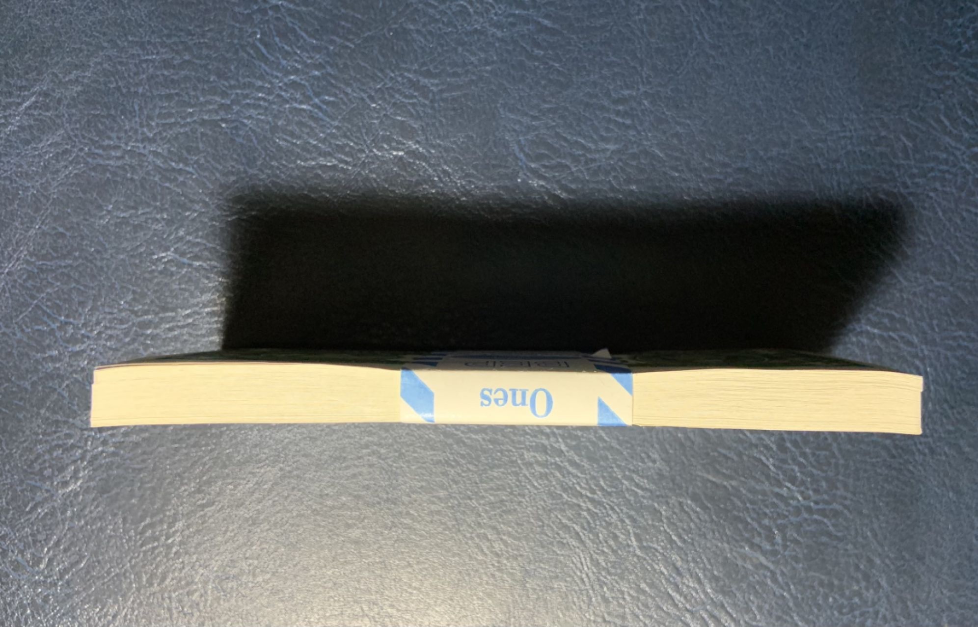 收藏联盟Quantum Auction 第221期拍卖 （已更新） 美国2013年联邦储备券1元星补号百连 品相UNC 第1张右上角边缘轻微黄点