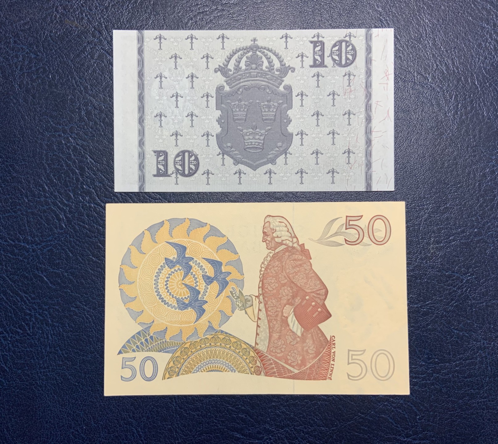 收藏联盟Quantum Auction 第221期拍卖 （已更新） 瑞典1960年10克朗和1989年50克朗 品相全新UNC 50为AU