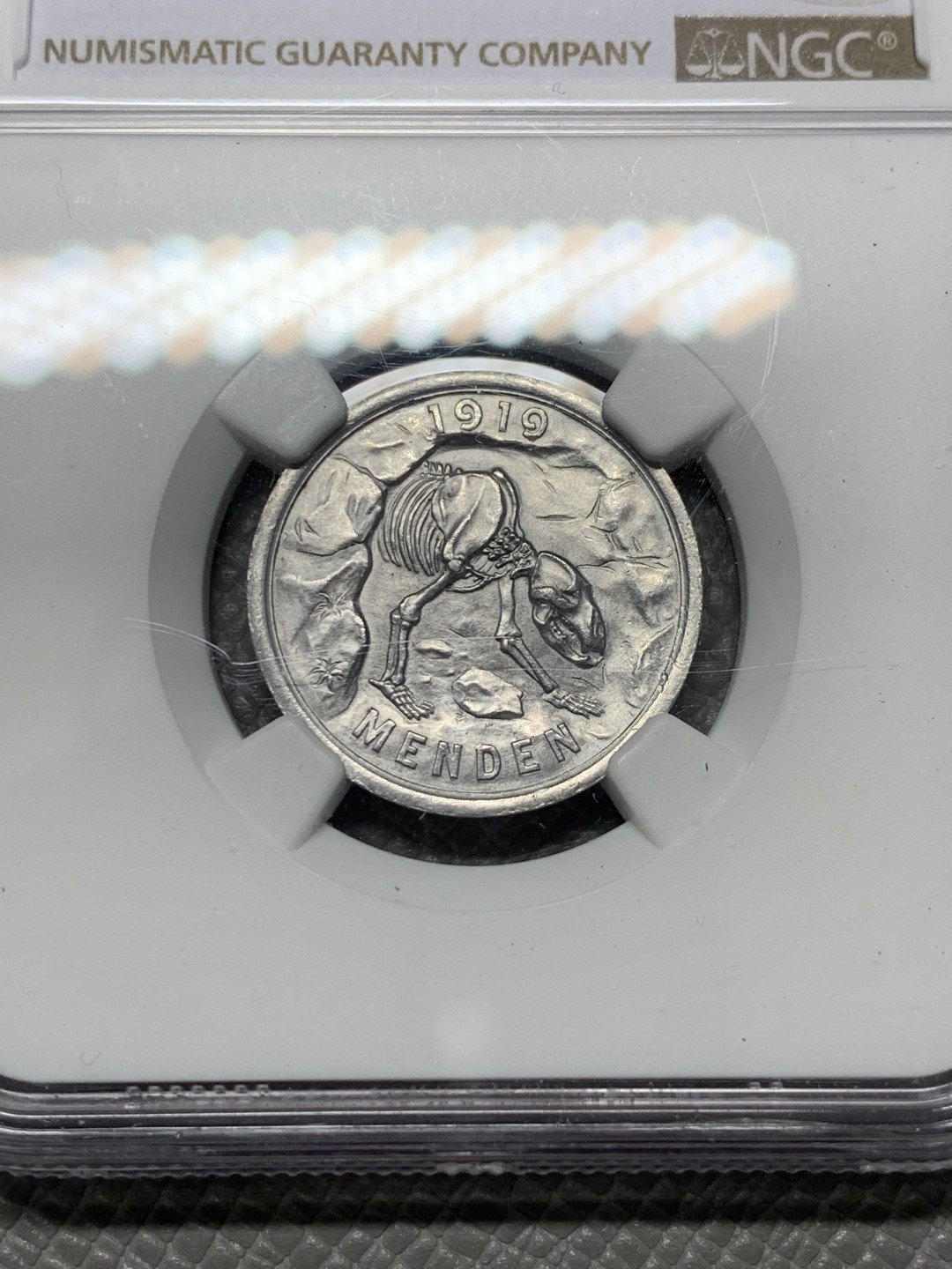 《竞宝斋》第128场-周日，周一 ，2场连拍（全场包邮） NGC-UNC 德国1920 门登洞熊，50芬尼铝币