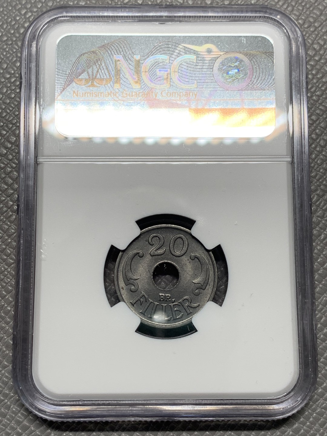 《竞宝斋》第128场-周日，周一 ，2场连拍（全场包邮） NGC-MS64 匈牙利1944年歪皇冠20菲勒铁币 布达佩斯造币厂原卷流出