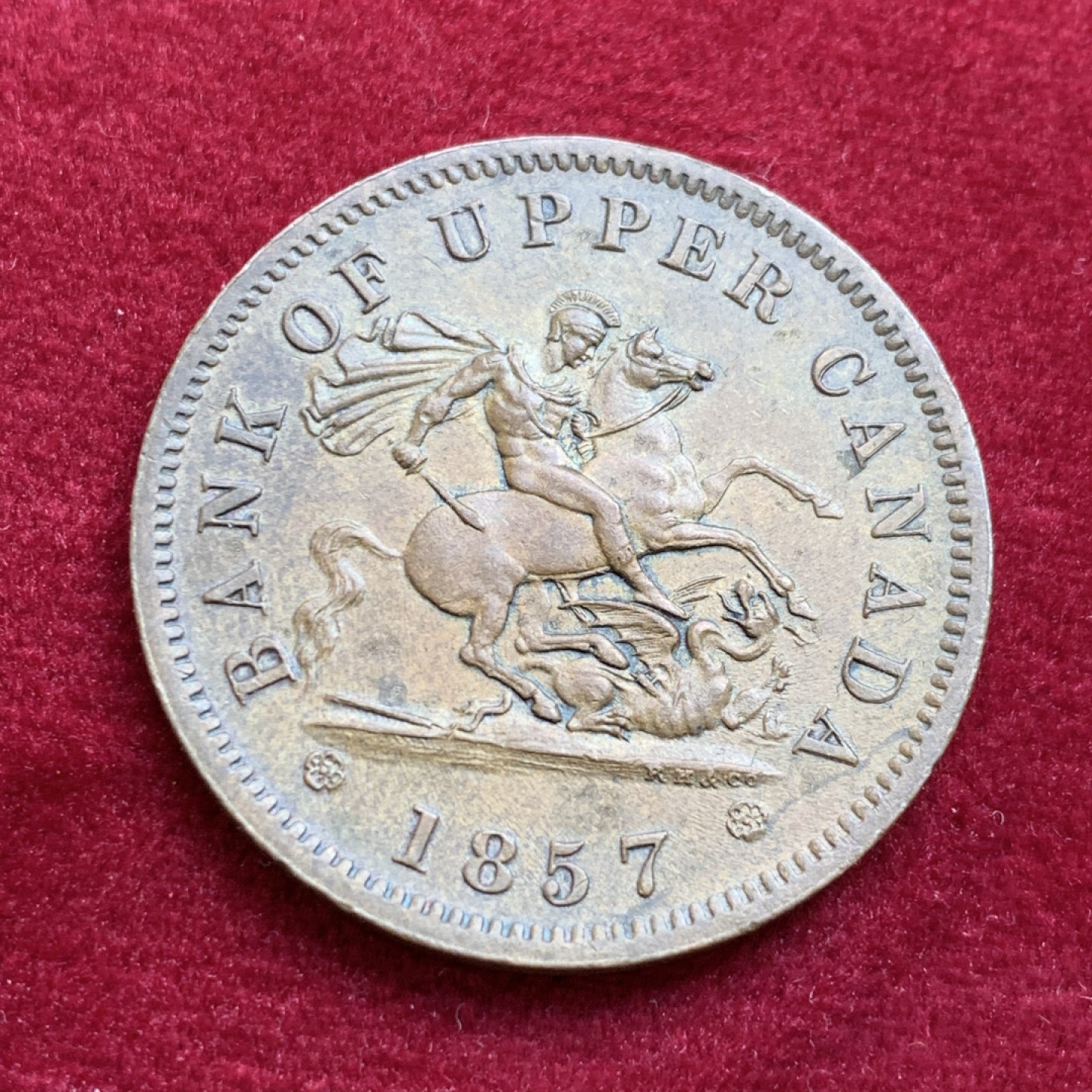 《竞宝斋》第128场-周日，周一 ，2场连拍（全场包邮） 1857年 加拿大 铜马剑 1便士 银行 代币一枚 细节非常好