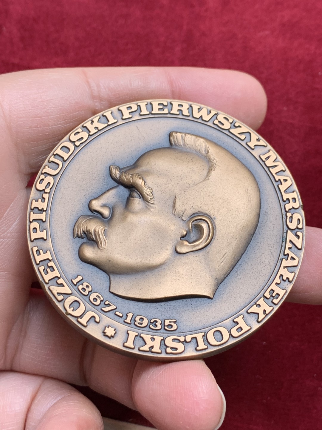 《竞宝斋》第128场-周日，周一 ，2场连拍（全场包邮） 1967年波兰流亡政府奖章，直径57mm，A.K.BOBROWSKI作品 101克