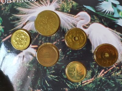 捡漏零元起+1 小岛日本纪念币专场 第二拍  日本世界文化遗产系列纪念币 姬路城 日本套币