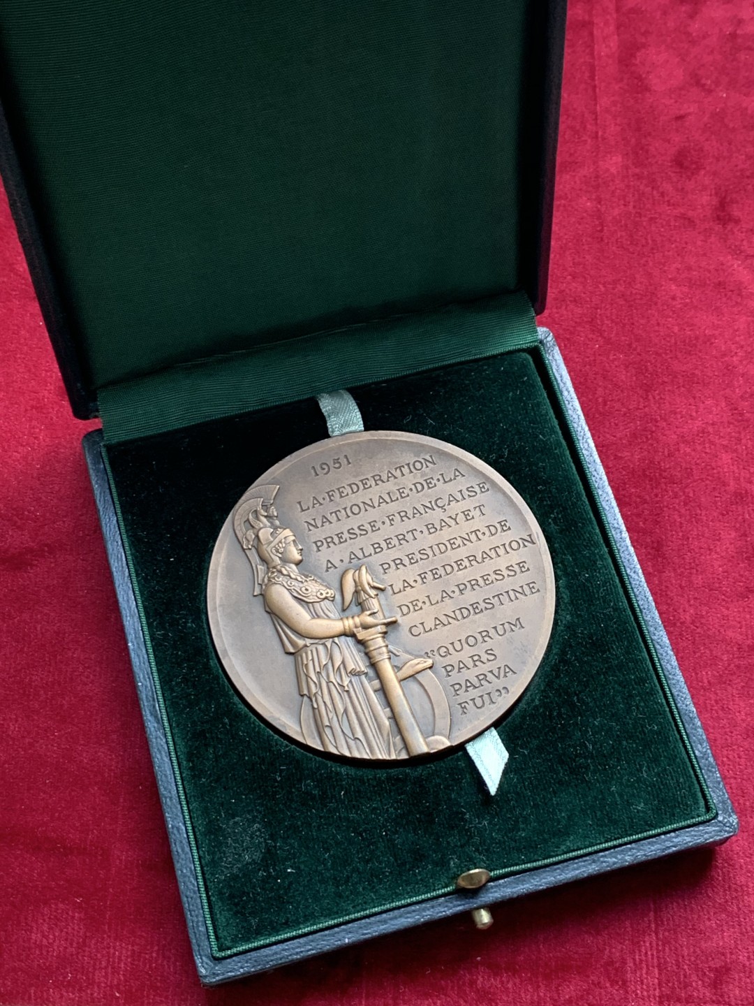 《竞宝斋》第128场-周日，周一 ，2场连拍（全场包邮） 法国社会学家阿尔伯特1951原盒铜章 高浮雕雅典娜漂亮 直径68mm