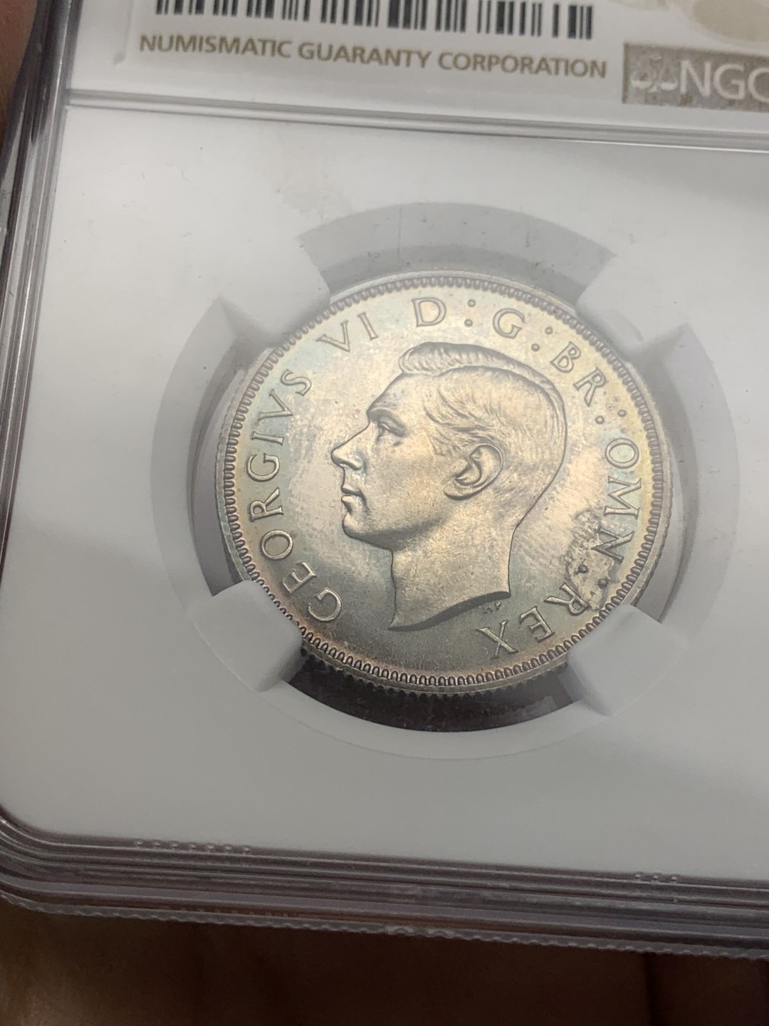 《竞宝斋》第128场-周日，周一 ，2场连拍（全场包邮） NGC-PF63 英国 1937年 乔治六世1福林 精制银币，带彩老包浆，底板镜面感十足