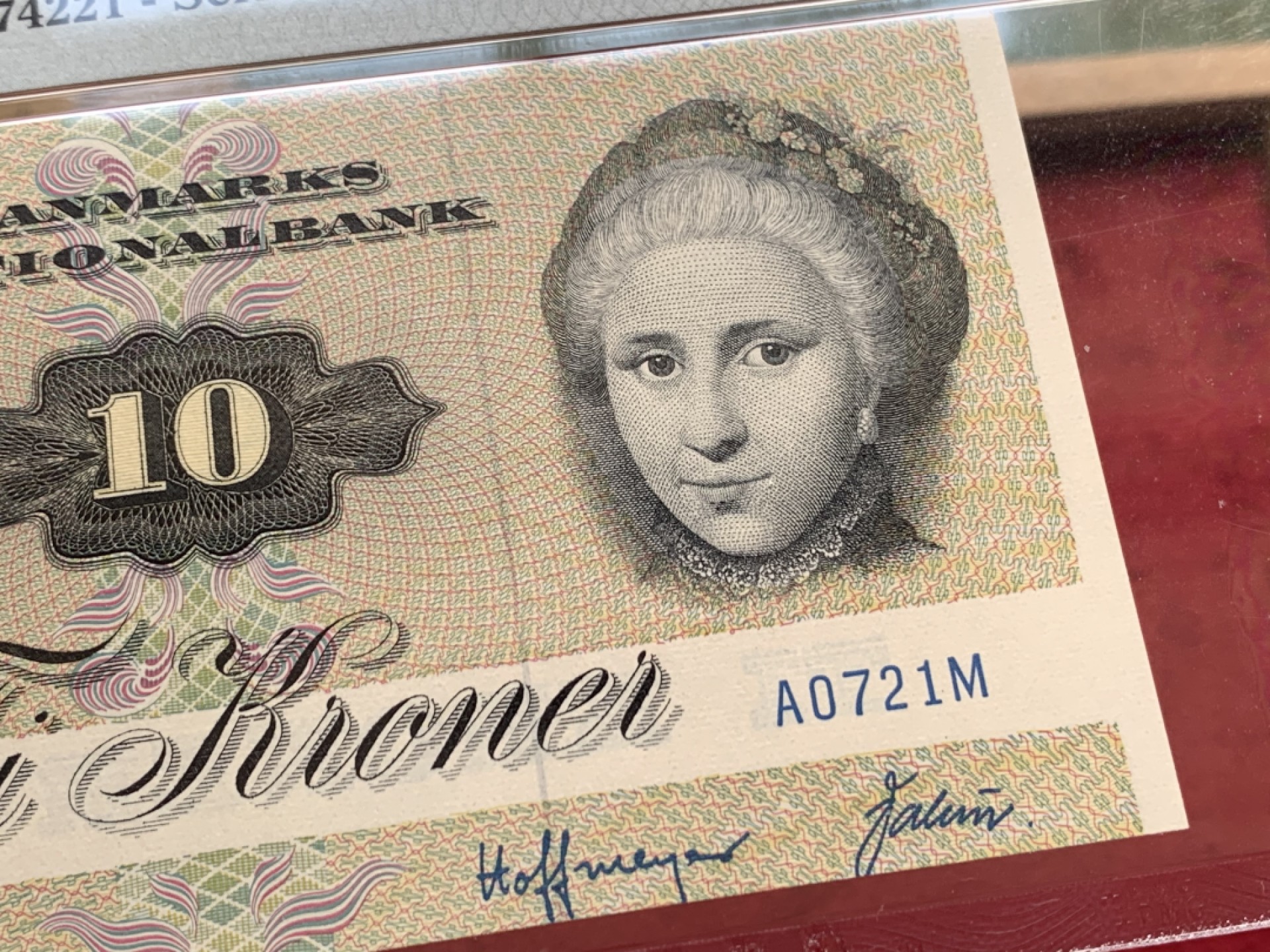 《竞宝斋》第128场-周日，周一 ，2场连拍（全场包邮） PMG EPQ66  丹麦1972 10克朗   经典丑小鸭  纸币保存不易 评级很贵  高分好品相