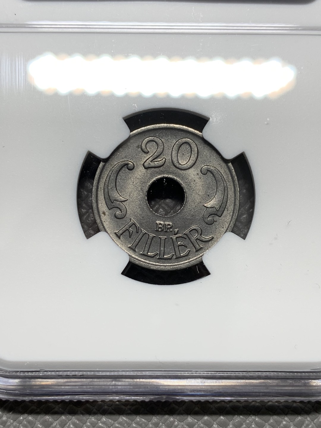 《竞宝斋》第128场-周日，周一 ，2场连拍（全场包邮） NGC-MS64 匈牙利1944年歪皇冠20菲勒铁币 布达佩斯造币厂原卷流出