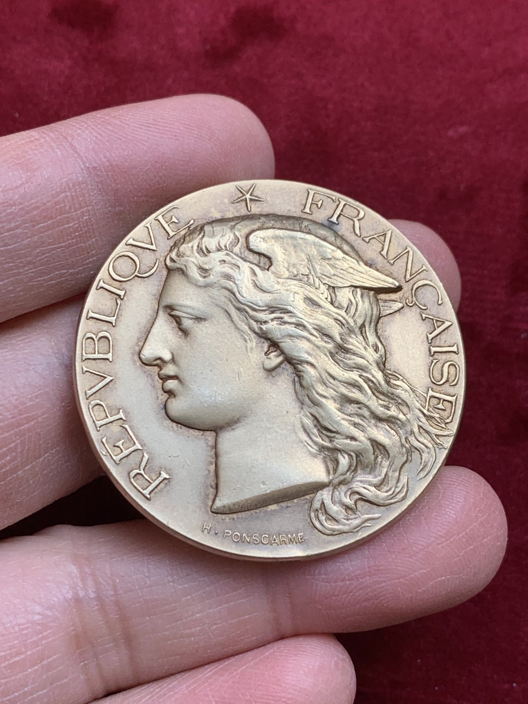 《竞宝斋》第128场-周日，周一 ，2场连拍（全场包邮） 1897法国 商业部墨丘力 镀金银章 原盒纪念章 41mm 37克 带银标