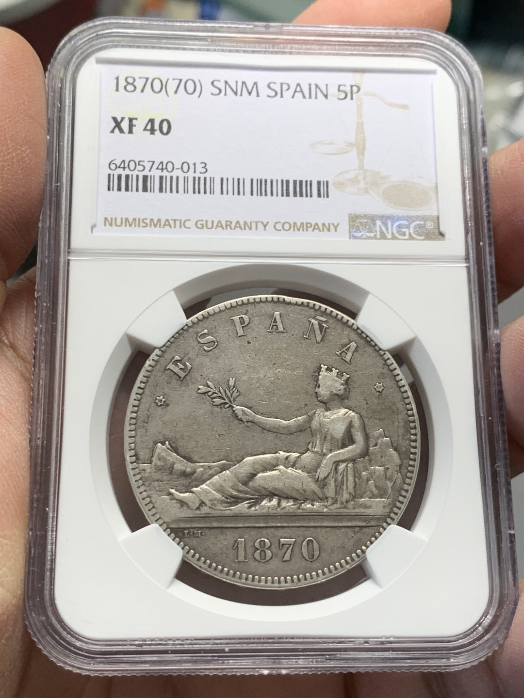 《竞宝斋》第128场-周日，周一 ，2场连拍（全场包邮） NGC-XF40 西班牙1870年 坐人拿花 5比塞塔大银币 原味好品