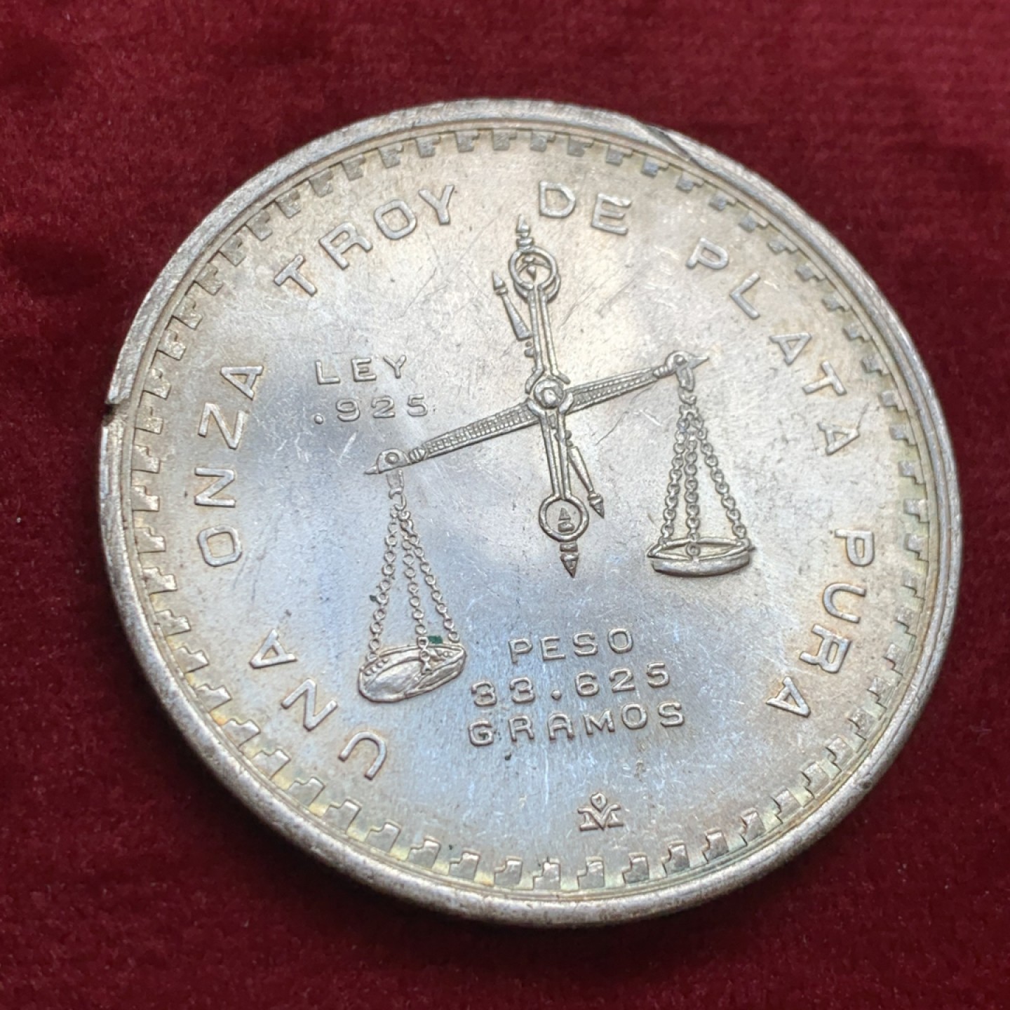 《竞宝斋》第128场-周日，周一 ，2场连拍（全场包邮） 墨西哥1979 铸币机天平银币 高银1盎司大银币 市面少见的五彩转光好状态