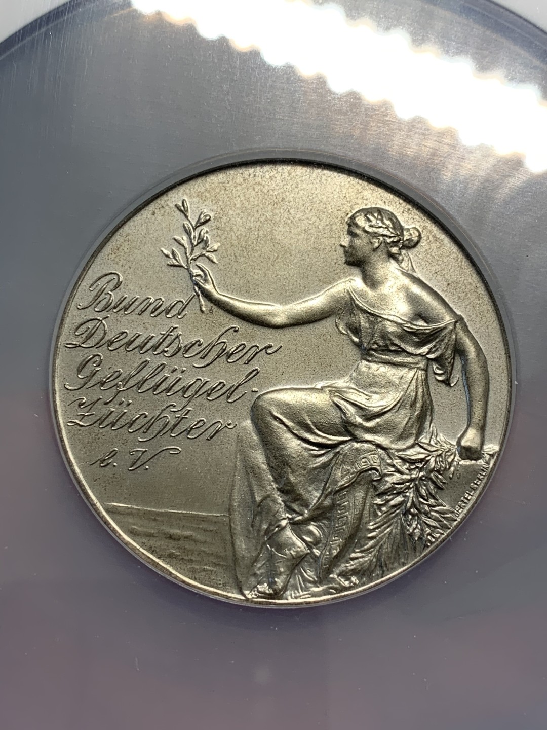 《竞宝斋》第128场-周日，周一 ，2场连拍（全场包邮） NGC MS64 19世纪德国女神大银章 品相完美