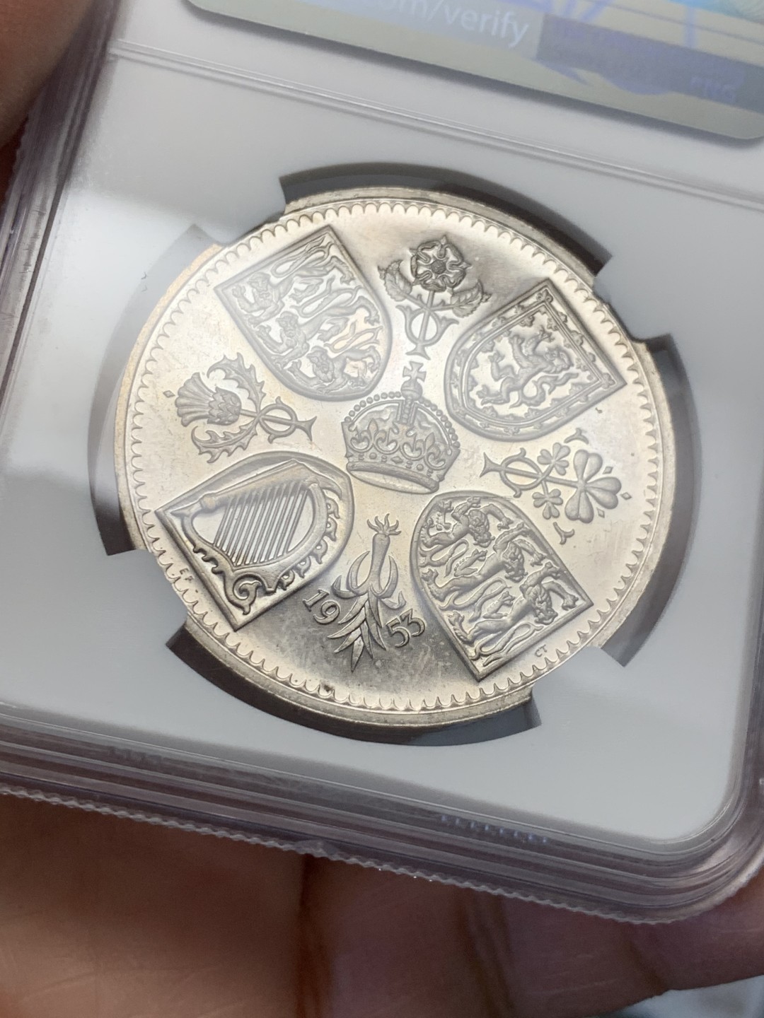 《竞宝斋》第128场-周日，周一 ，2场连拍（全场包邮） NGC-PF64 1953年 英国 伊丽莎白二世首年加冕克朗，热门品种