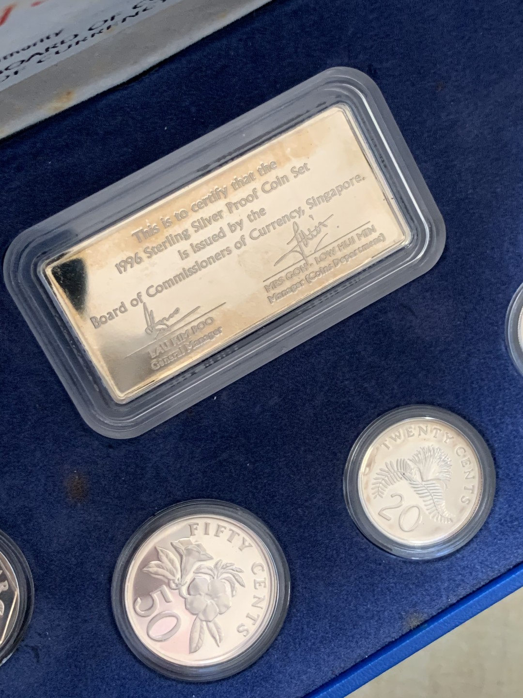 《竞宝斋》第128场-周日，周一 ，2场连拍（全场包邮） 新加坡1996年全银精制套币1分-5元7枚加一枚银质证书