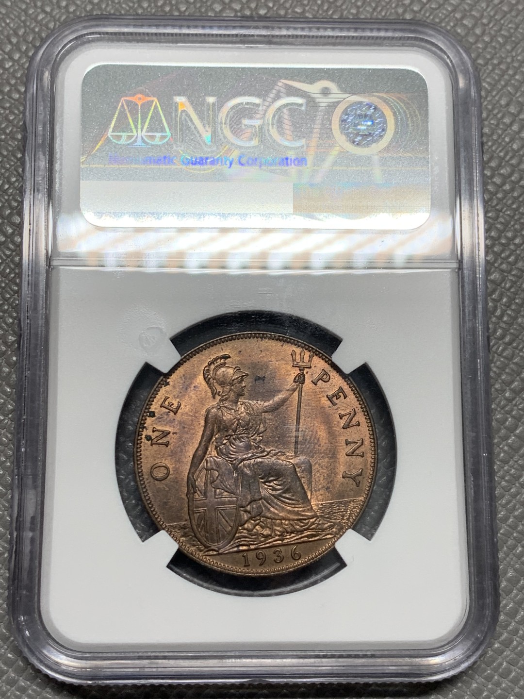 《竞宝斋》第128场-周日，周一 ，2场连拍（全场包邮） NGC-MS63RB 英国1936年乔治五世1便士大铜币。铜光靓丽，经典不列颠女神