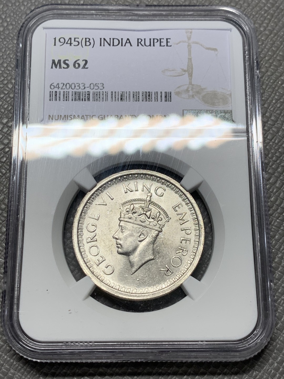 《竞宝斋》第128场-周日，周一 ，2场连拍（全场包邮） NGC MS62 英属印度 1945年B版 乔治六世 1卢比银币 流畅满银光好品