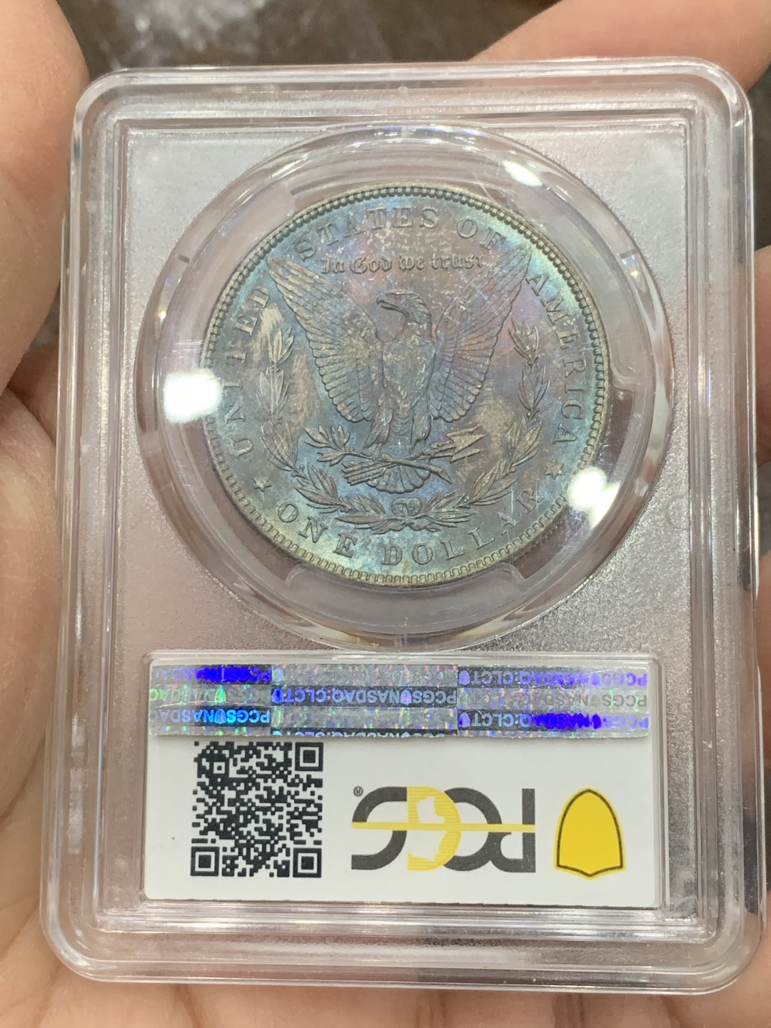 《竞宝斋》第128场-周日，周一 ，2场连拍（全场包邮） PCGS MS64+ 美国 1886年摩根银币 双面满彩 鹰面孔雀蓝夹杂紫红彩 收藏级彩摩根