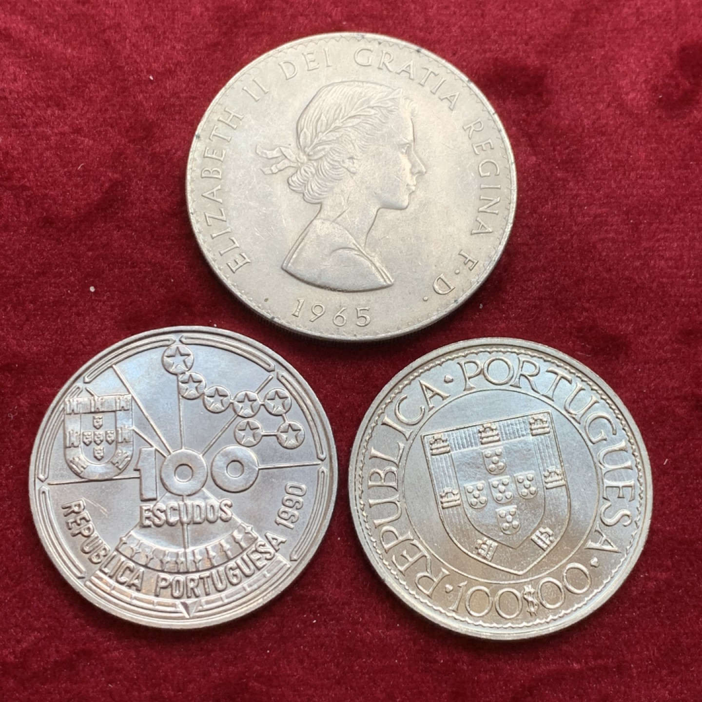 《竞宝斋》第128场-周日，周一 ，2场连拍（全场包邮） 3枚一组纪念币   葡萄牙一对  英国一枚丘吉尔大镍币